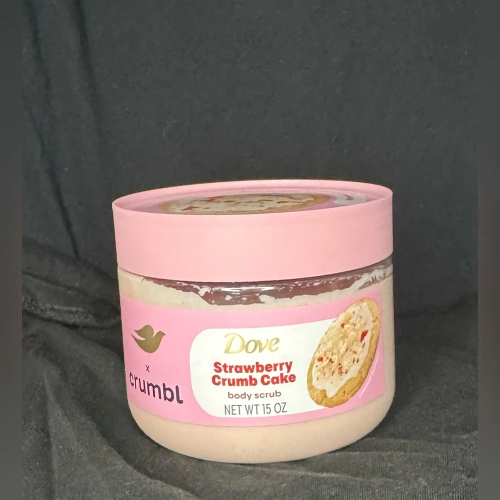 DOVE x CRUMBL Strawberry Crumb Cake Body Scrub!
